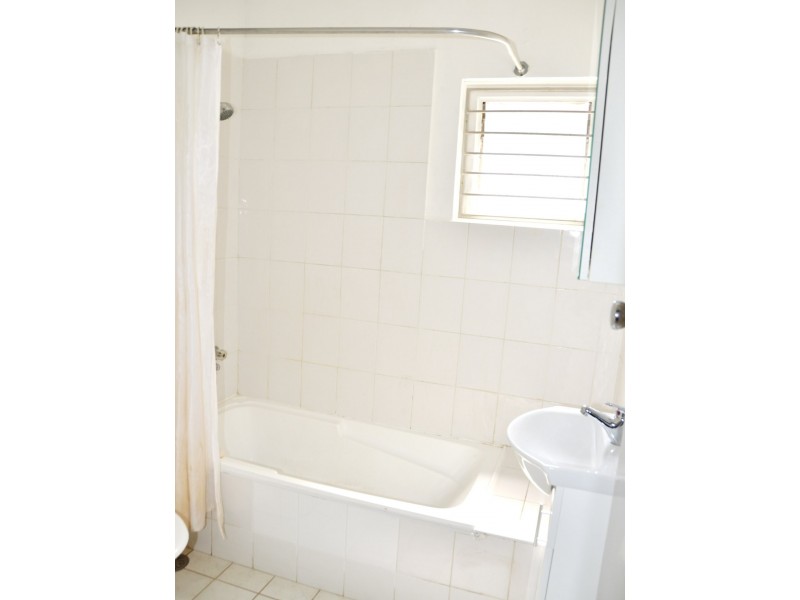 16 Cornelia Road, Toongabbie NSW 2146