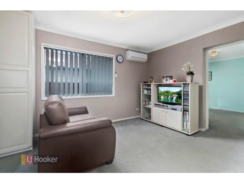 4 Premier Street, Toongabbie NSW 2146