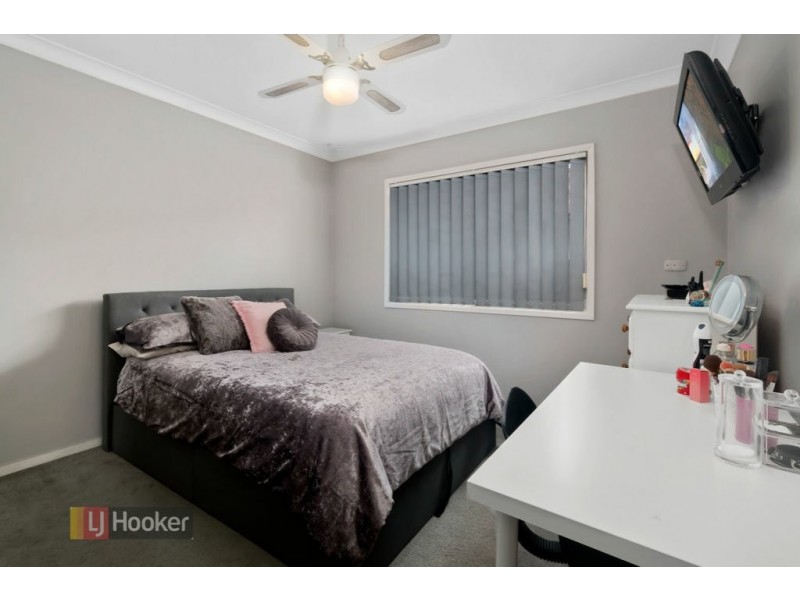 4 Premier Street, Toongabbie NSW 2146