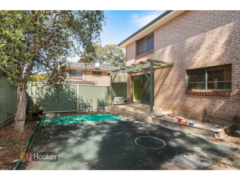 4/39 Metella Road, Toongabbie NSW 2146