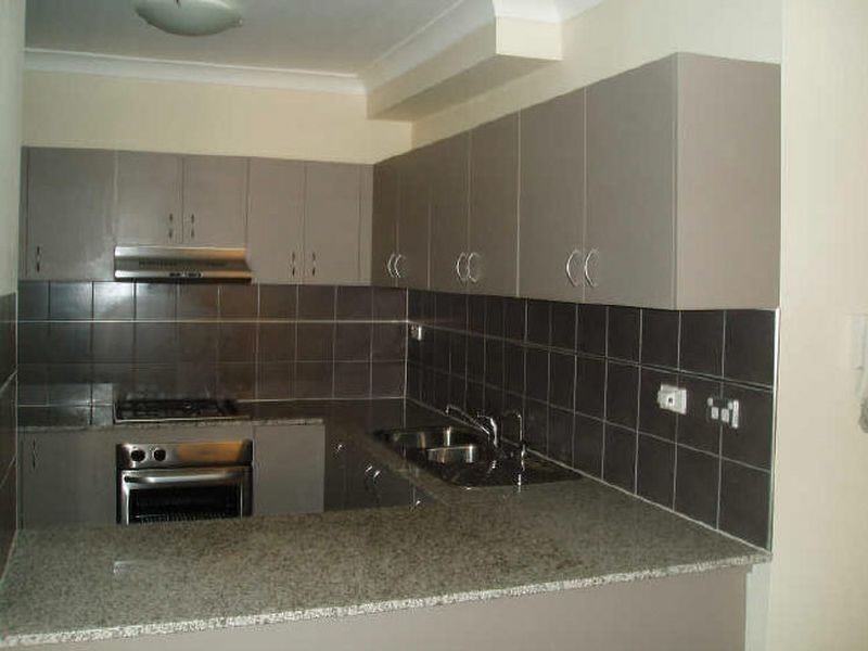 43/2 Wentworth Avenue, Toongabbie NSW 2146