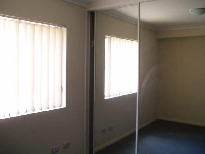 43/2 Wentworth Avenue, Toongabbie NSW 2146