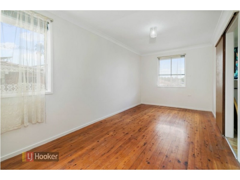 75 Valparaiso Avenue, Toongabbie NSW 2146