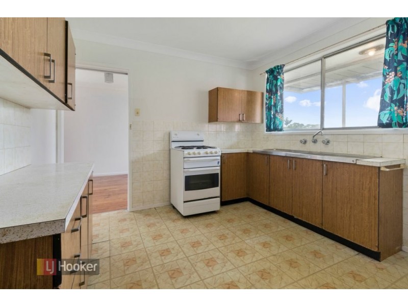 75 Valparaiso Avenue, Toongabbie NSW 2146