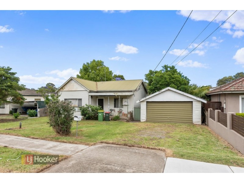 92 Bogalara Road, Toongabbie NSW 2146