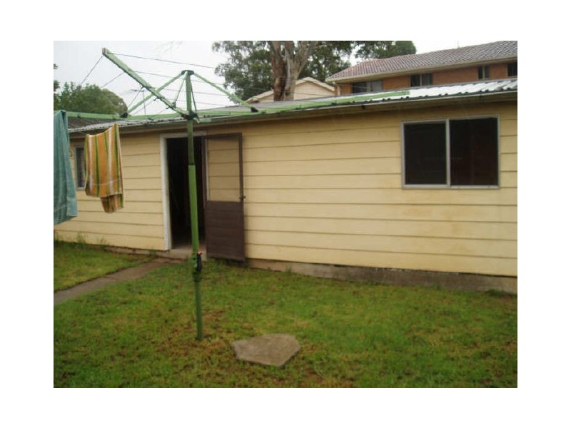 31 Fearn Street, Toongabbie NSW 2146