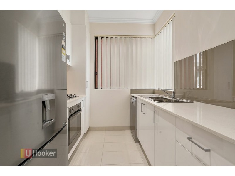 18/3-5 Linden Street, Toongabbie NSW 2146