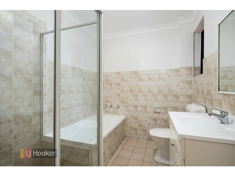 20/245 Targo Road, Toongabbie NSW 2146