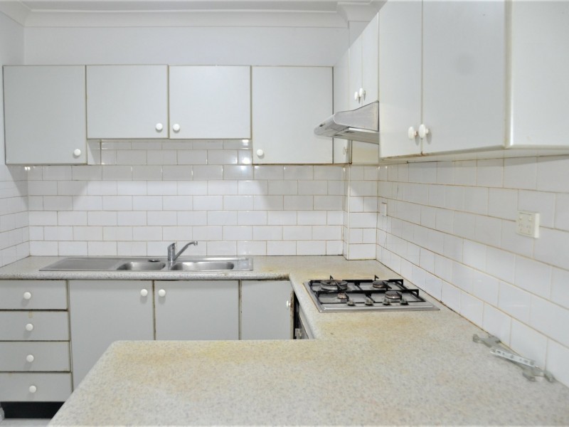 3/240 Targo Road, Toongabbie NSW 2146