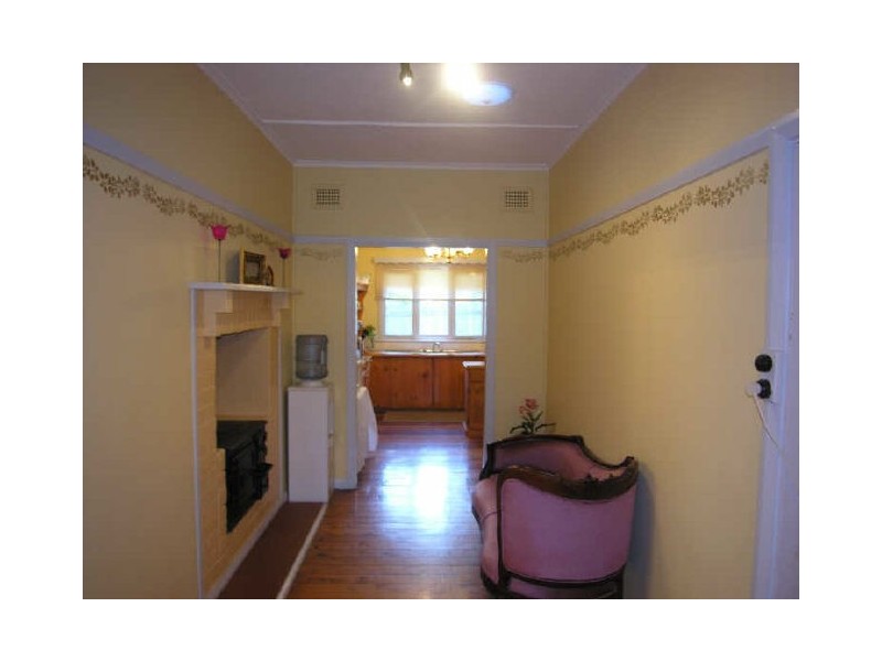 32 Valeria Street, Toongabbie NSW 2146