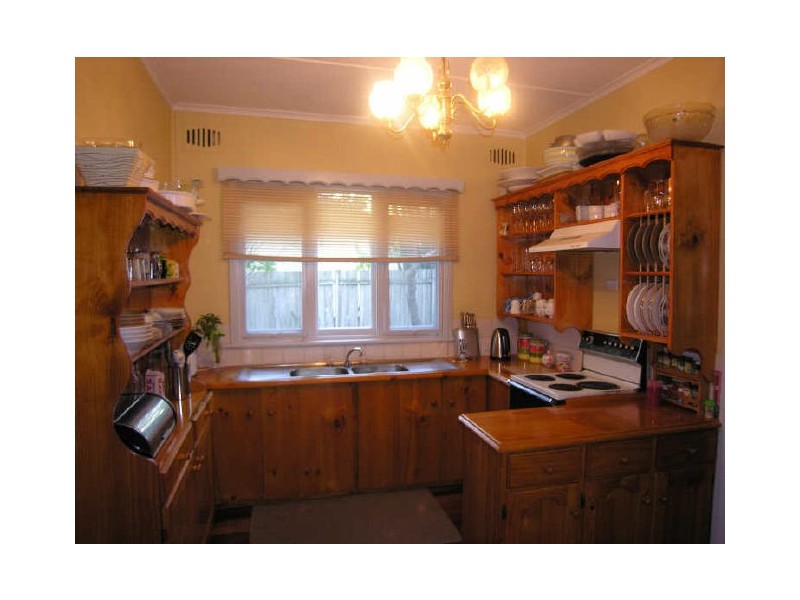 32 Valeria Street, Toongabbie NSW 2146