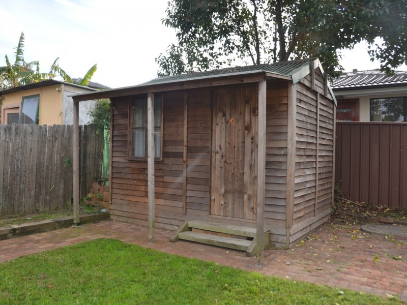 38 Maunder Avenue, Girraween NSW 2145