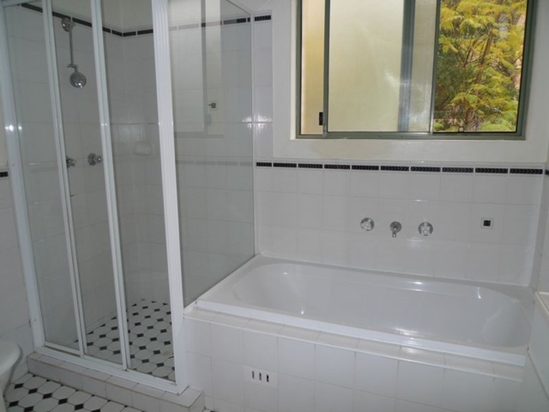 4/237-239 Targo Road, Toongabbie NSW 2146