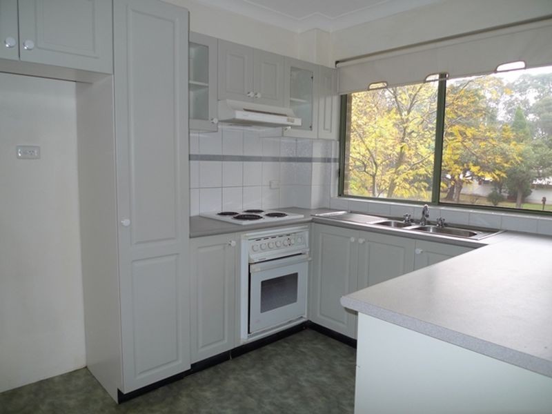 4/237-239 Targo Road, Toongabbie NSW 2146