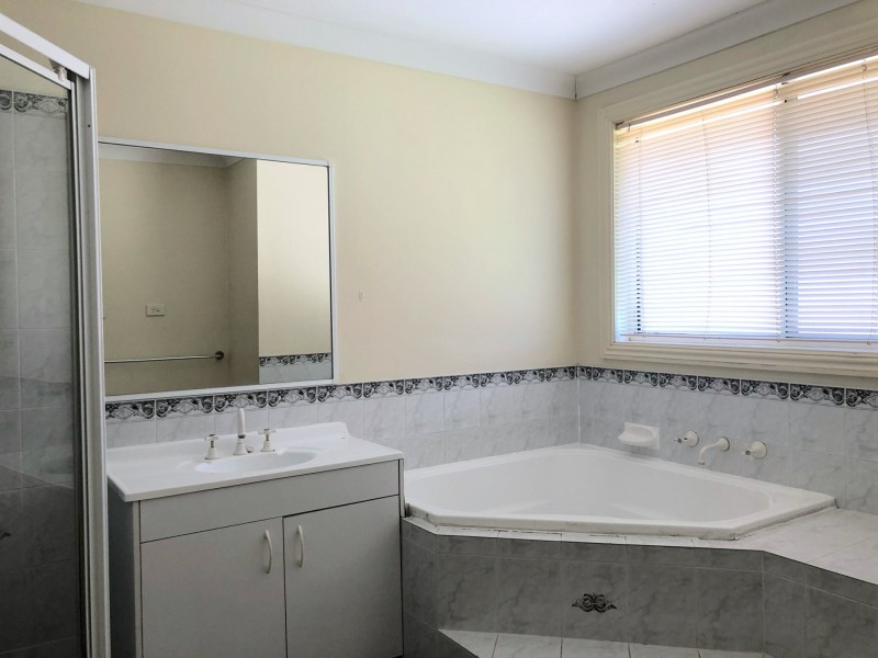 17 Sturt Street, Lalor Park NSW 2147