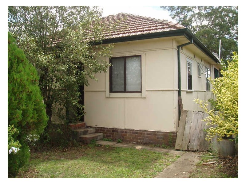 8 George Street, Seven Hills NSW 2147