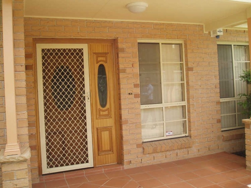 5/64 Ballandella Road, Toongabbie NSW 2146