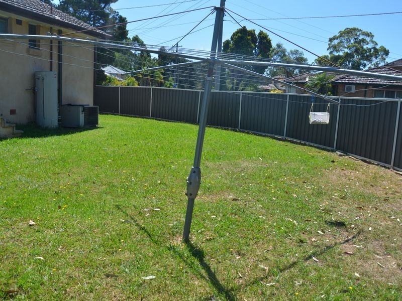 43 Oklahoma Avenue, Toongabbie NSW 2146