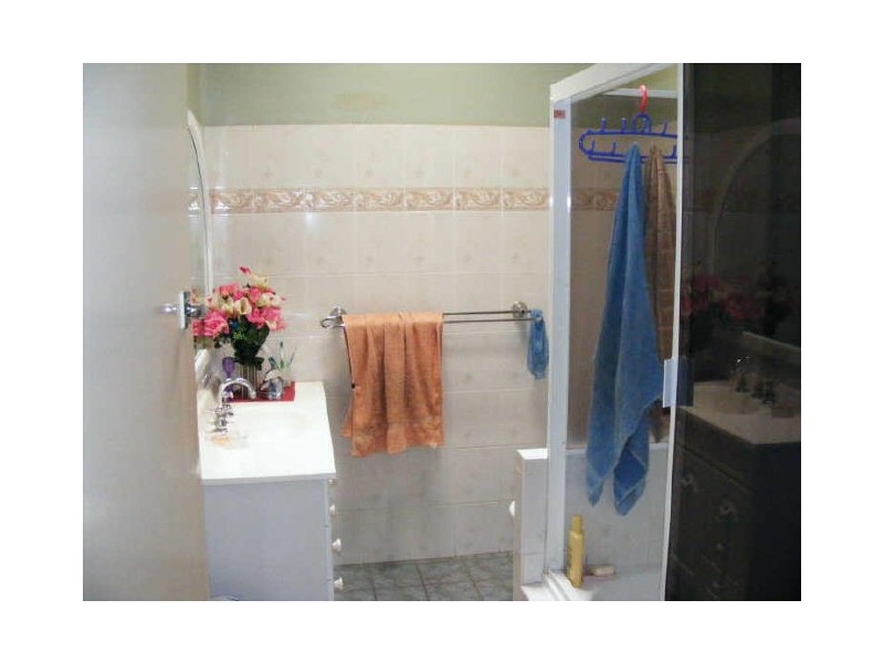 566 Great Western Highway, Pendle Hill NSW 2145