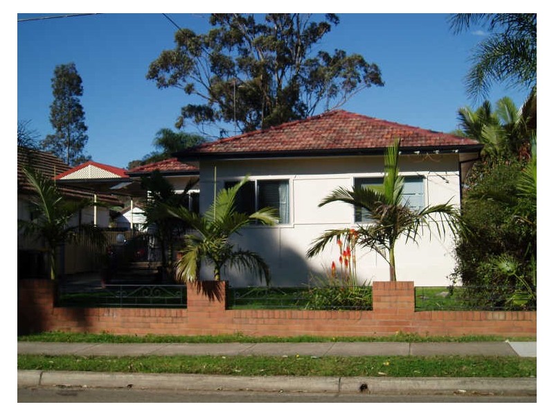 19 Junia Avenue, Toongabbie NSW 2146