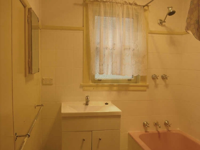 103 Targo Road, Pendle Hill NSW 2145