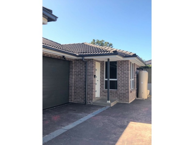 36D Tungarra Road, Girraween NSW 2145