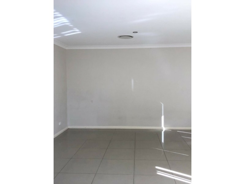 36D Tungarra Road, Girraween NSW 2145