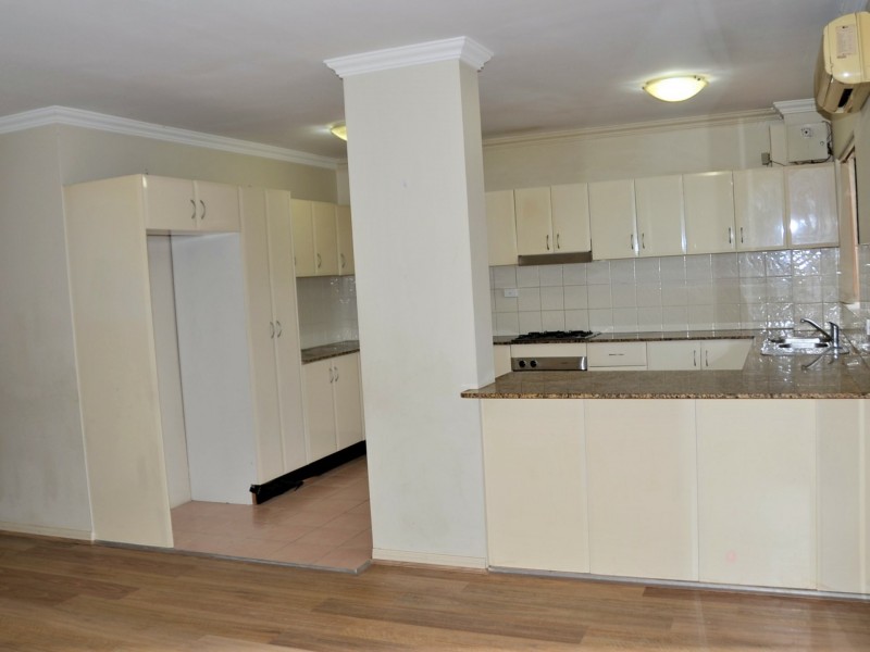 6/25 Portico Parade, Toongabbie NSW 2146