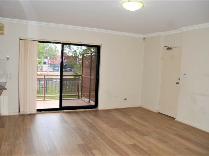 6/25 Portico Parade, Toongabbie NSW 2146