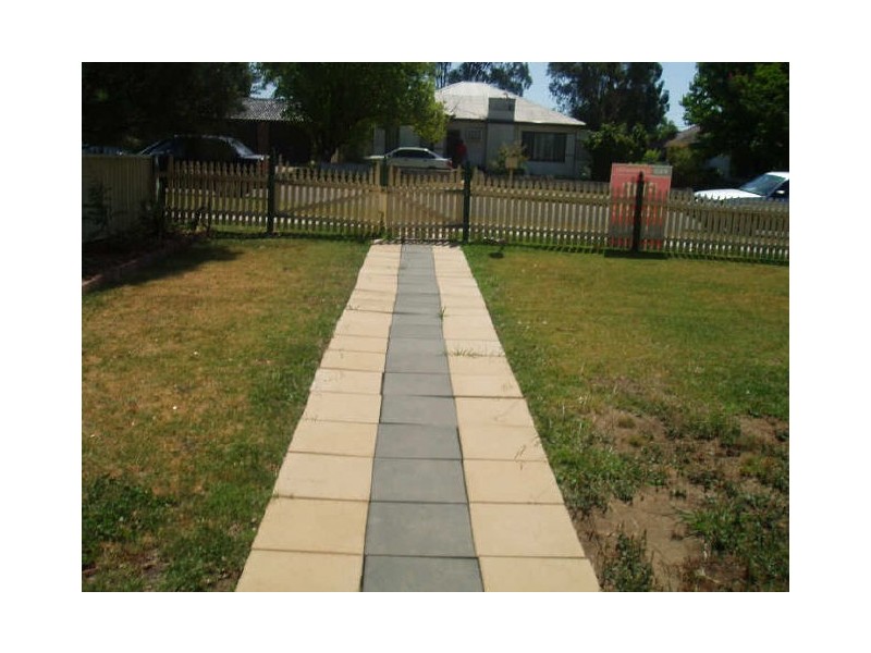 47 Tungarra Road, Girraween NSW 2145