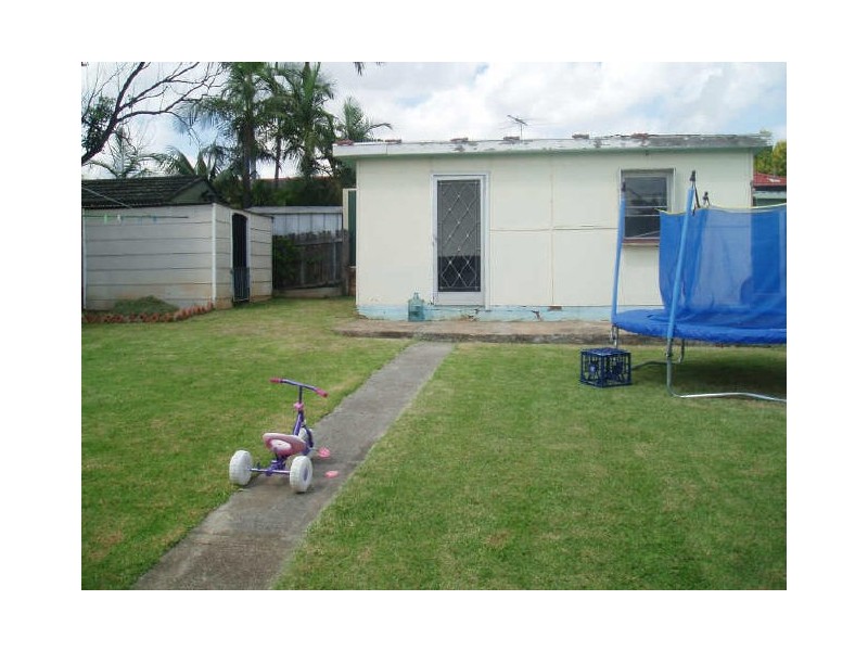 14 Kay Street, Blacktown NSW 2148