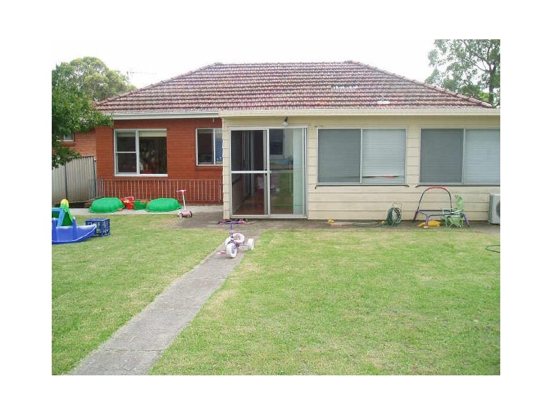 14 Kay Street, Blacktown NSW 2148