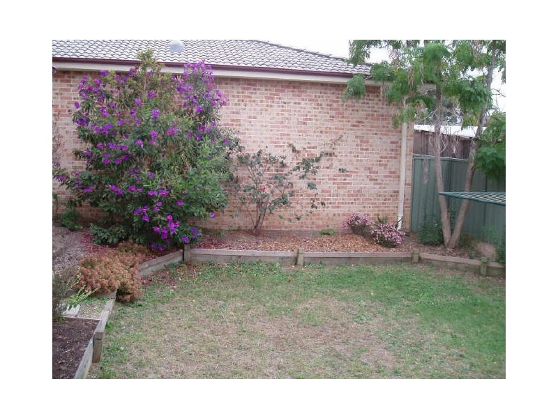 2/93 Metella Road, Toongabbie NSW 2146