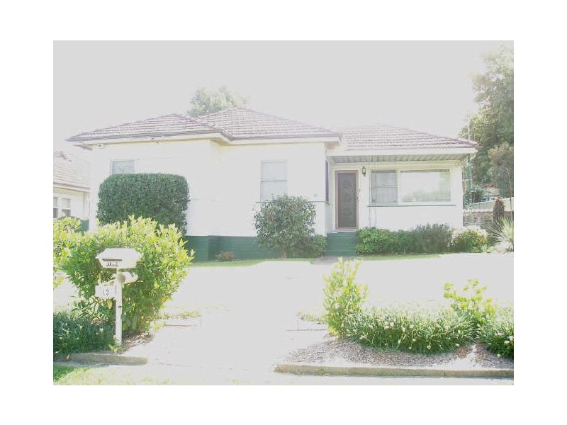 13 Bromfield Avenue, Toongabbie NSW 2146