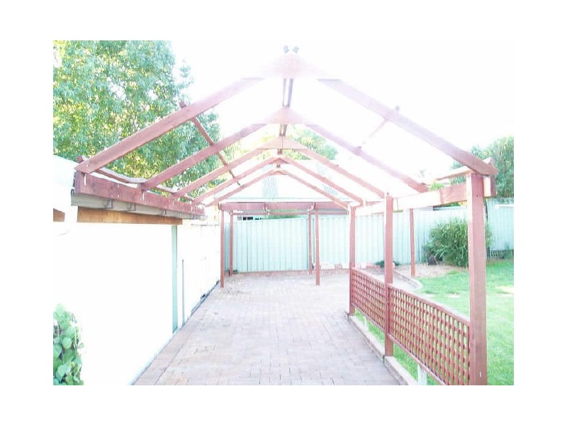 13 Bromfield Avenue, Toongabbie NSW 2146