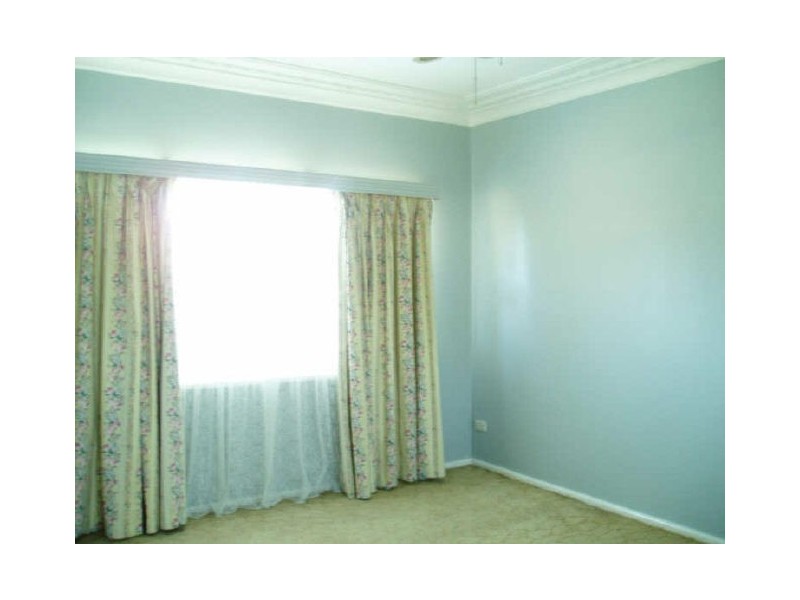 13 Bromfield Avenue, Toongabbie NSW 2146