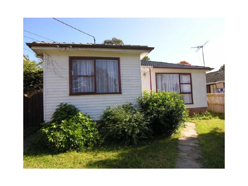 1 Calaby Street, Toongabbie NSW 2146