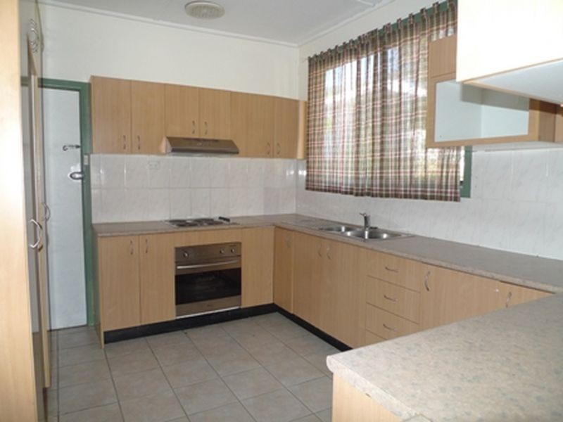 18 Marcia Street, Toongabbie NSW 2146