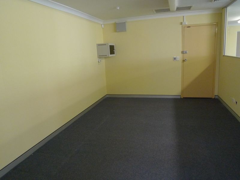 3/27-30 Portico Parade, Toongabbie NSW 2146