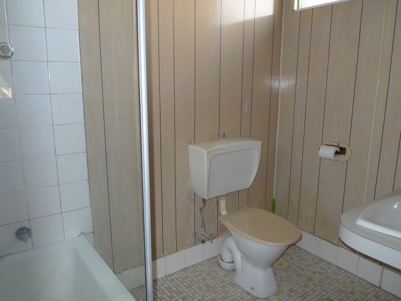 3 Valeria Street, Toongabbie NSW 2146