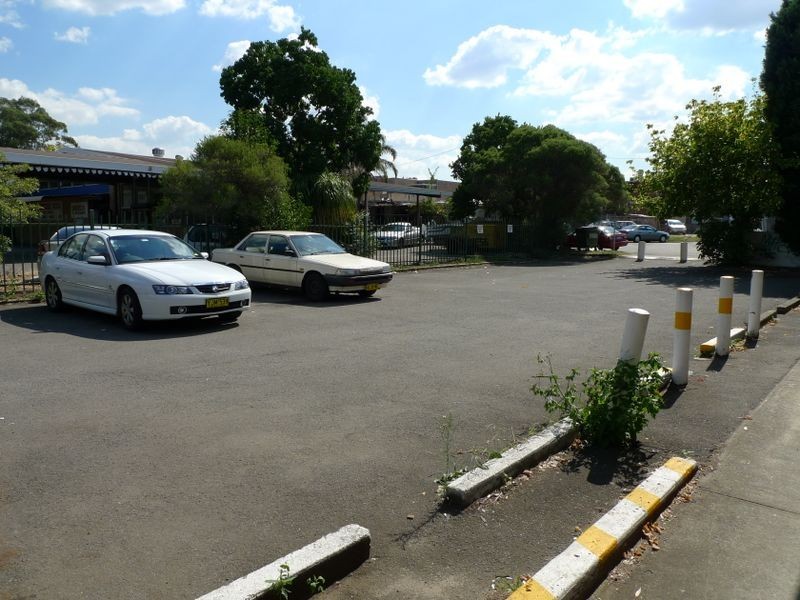 8/1-10 Portico Parade, Toongabbie NSW 2146