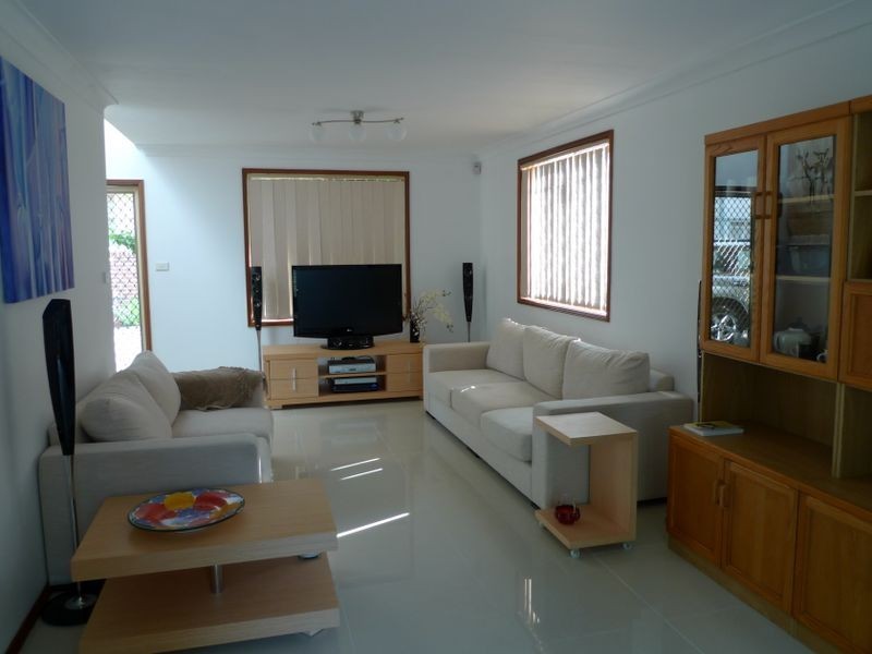 1/104-106 Metella Rd, Toongabbie NSW 2146