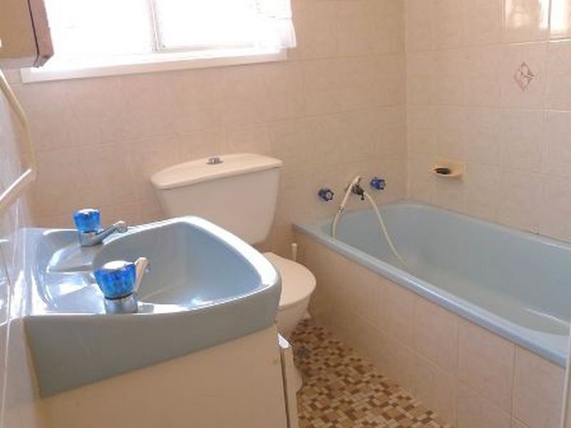 80 Columbia Rd, Seven Hills NSW 2147