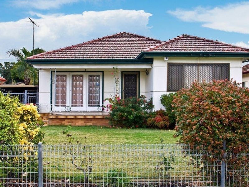 46 Portico Parade, Toongabbie NSW 2146