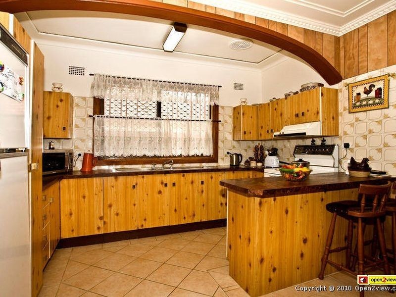 46 Portico Parade, Toongabbie NSW 2146