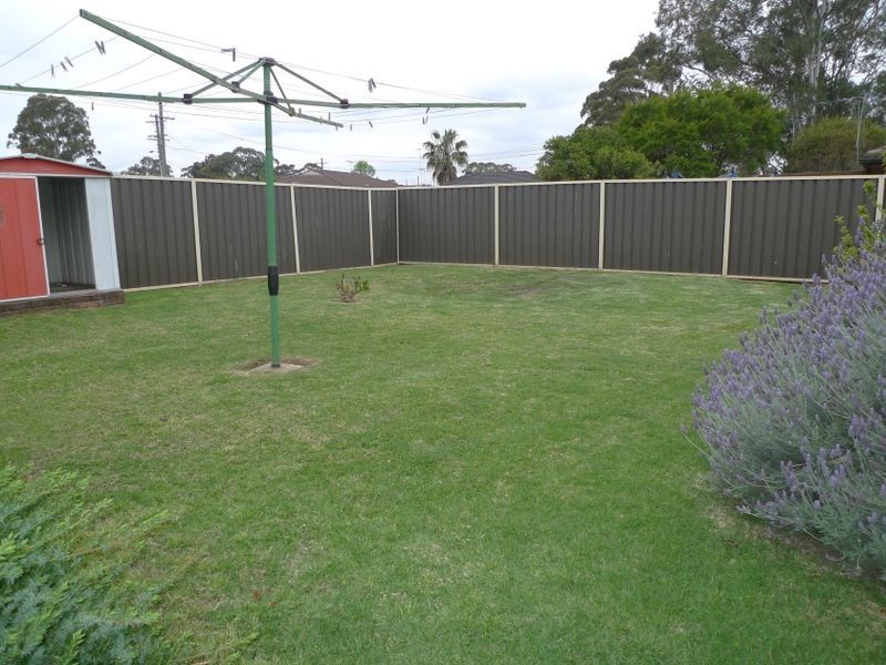 35 Orleans Crescent, Toongabbie NSW 2146