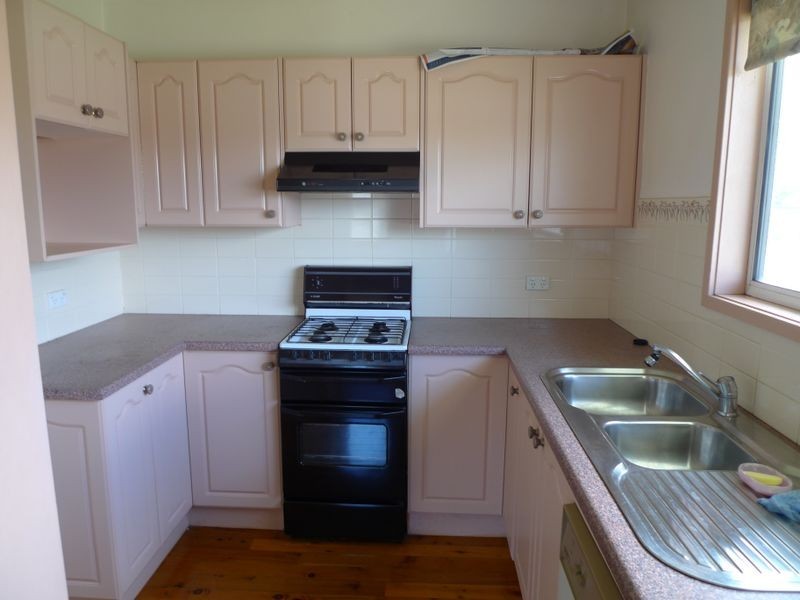 3 Blain St, Toongabbie NSW 2146