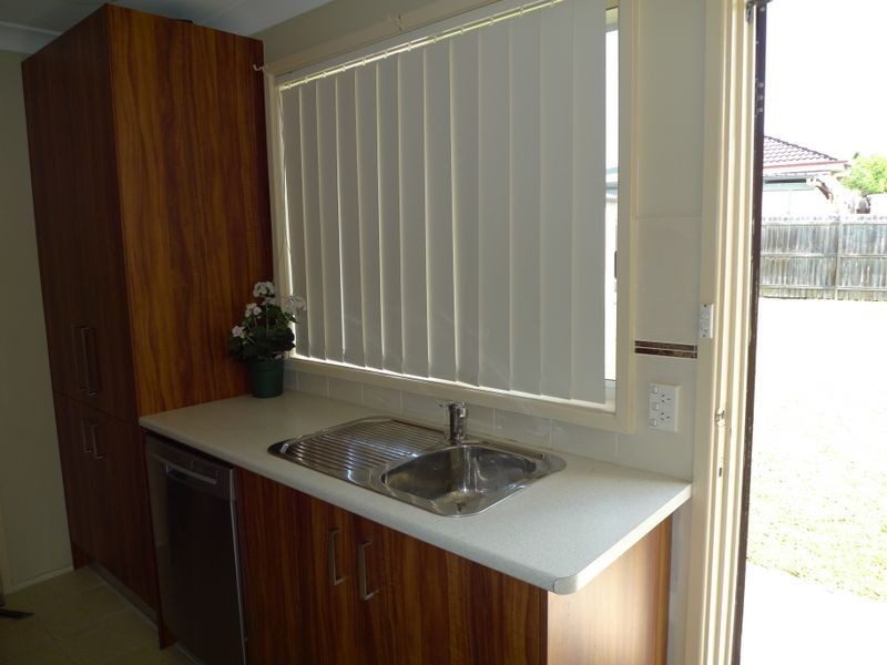 8 Shaw Place, Prospect NSW 2148