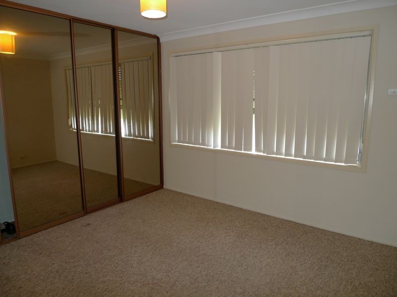 8 Shaw Place, Prospect NSW 2148