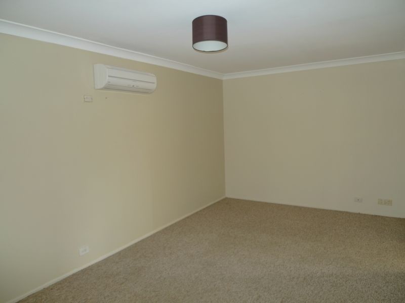 8 Shaw Place, Prospect NSW 2148